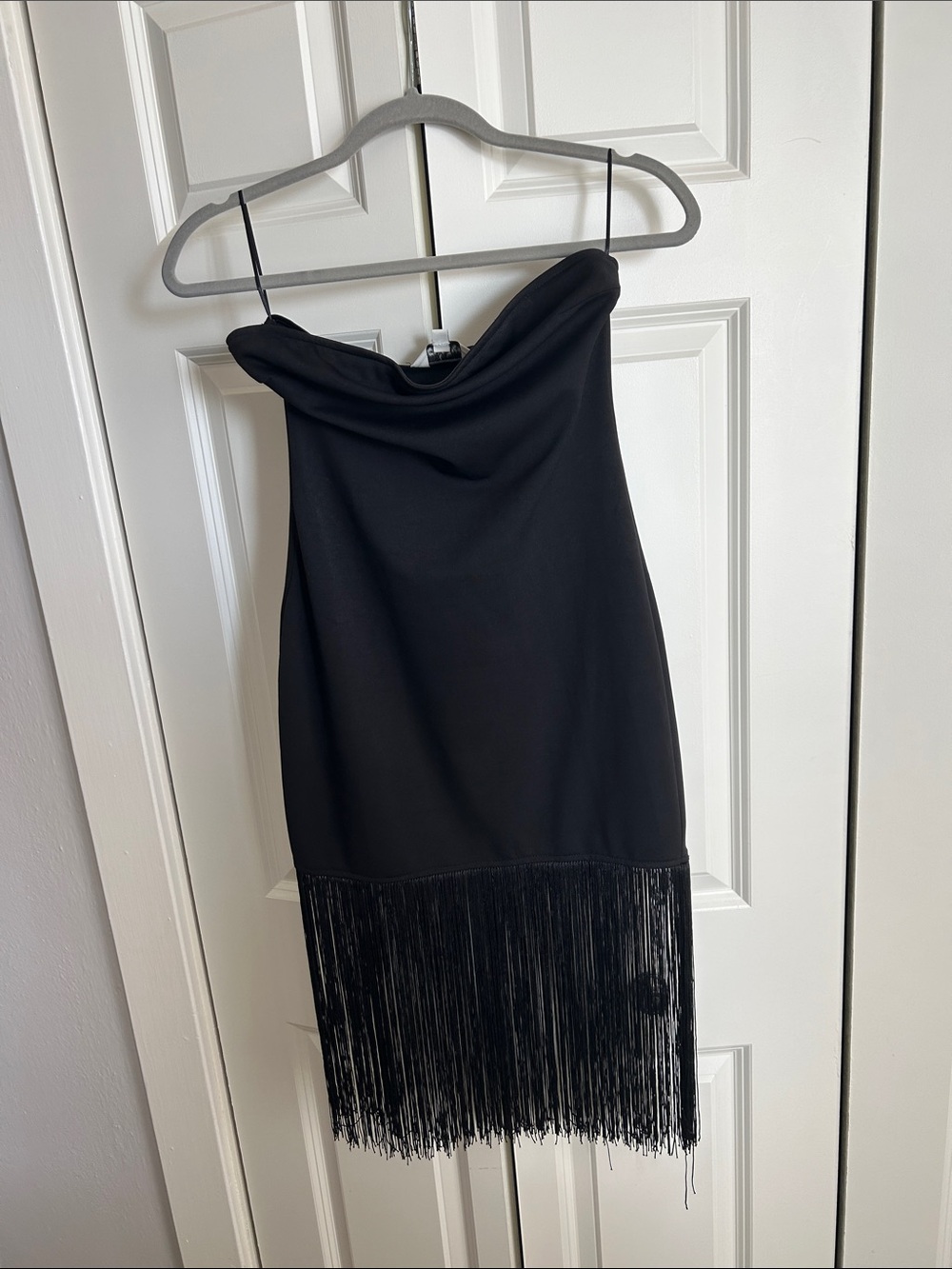 DAVI & DANI Black Strapless Fringe Dress